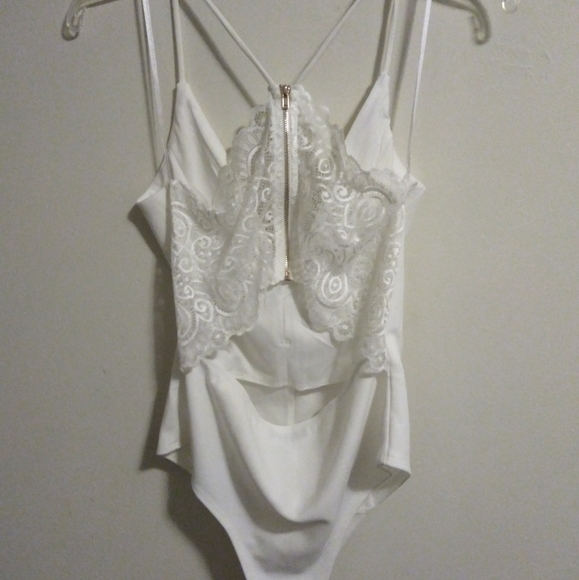 White Bodysuit | Mind Code - Picture 2 of 3